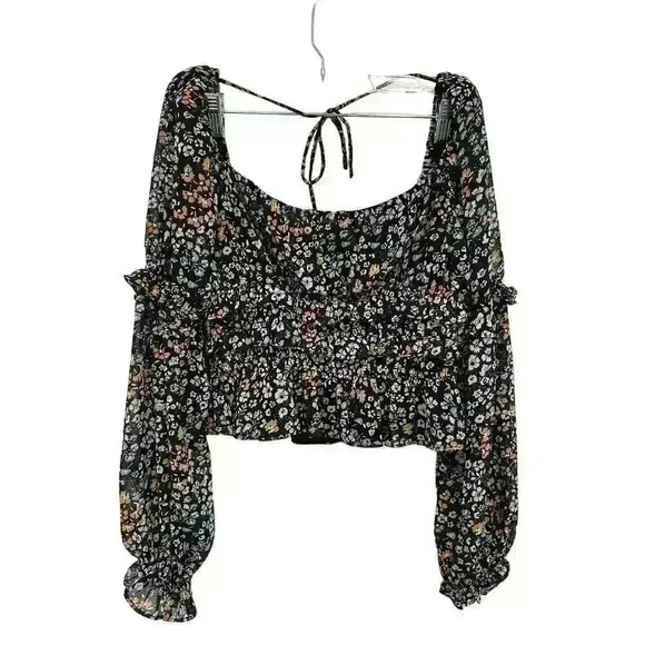 ASTR THE LABLE FAIRFIELD Floral Top
 Black Size Small - Picture 9 of 11